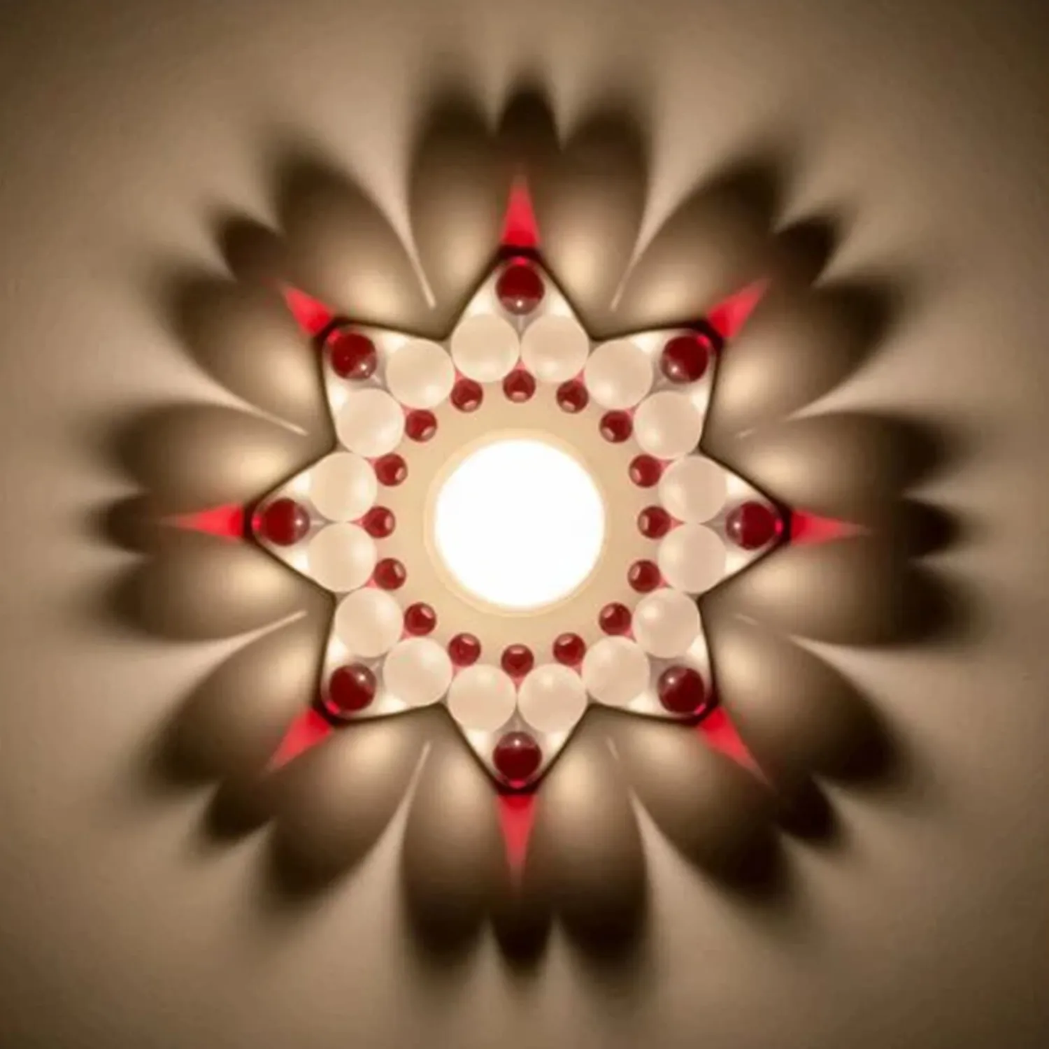 Kerzen & Teelichthalter-Teelichthalter "Glasperlenstern Aura"